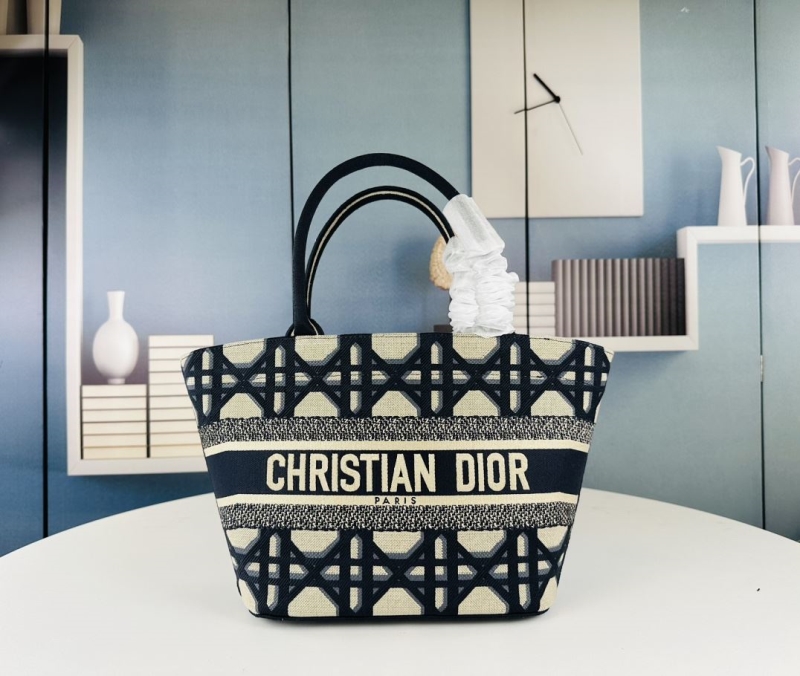 Dior Shopping Bags